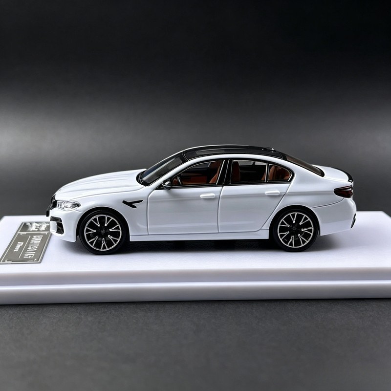 Howie Modell 1/64 NEUES BMW M5 – Novelty Gifts Bewertung und Preis