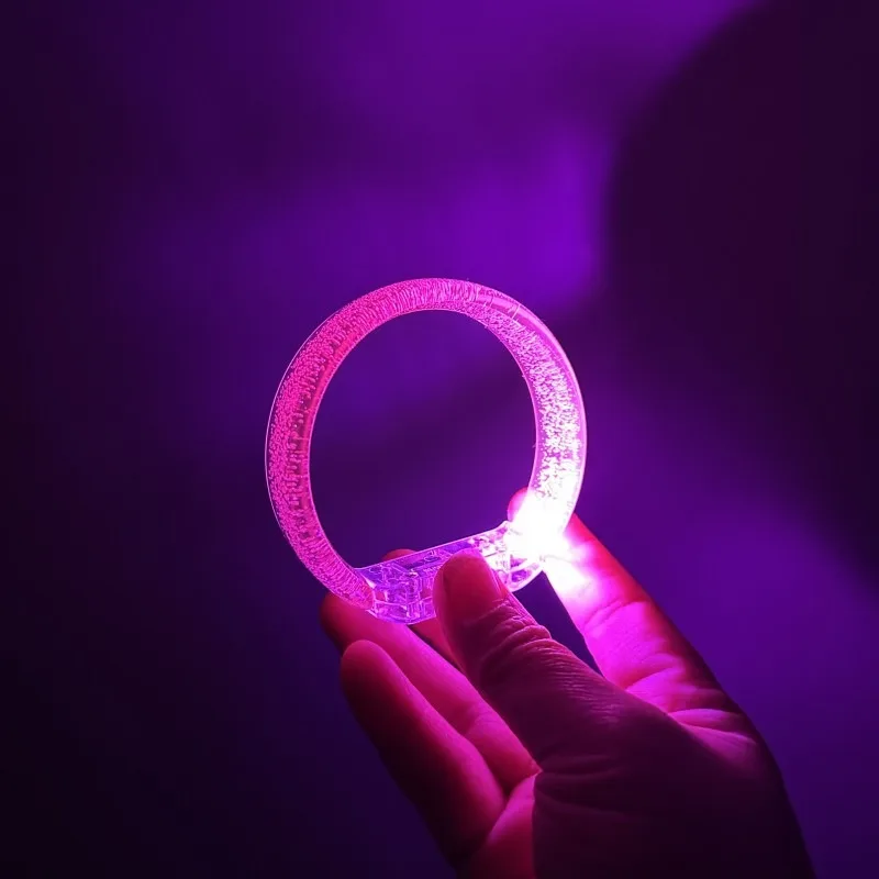 5/8/10 Stück LED Glow Armreif  – Glow In The Dark Party Glasses Bewertung und Preis