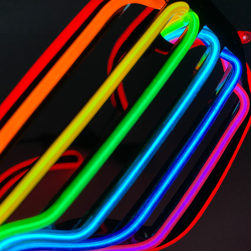 Fluoreszierende bunte leuchten – Glow In The Dark Party Glasses Bewertung und Preis